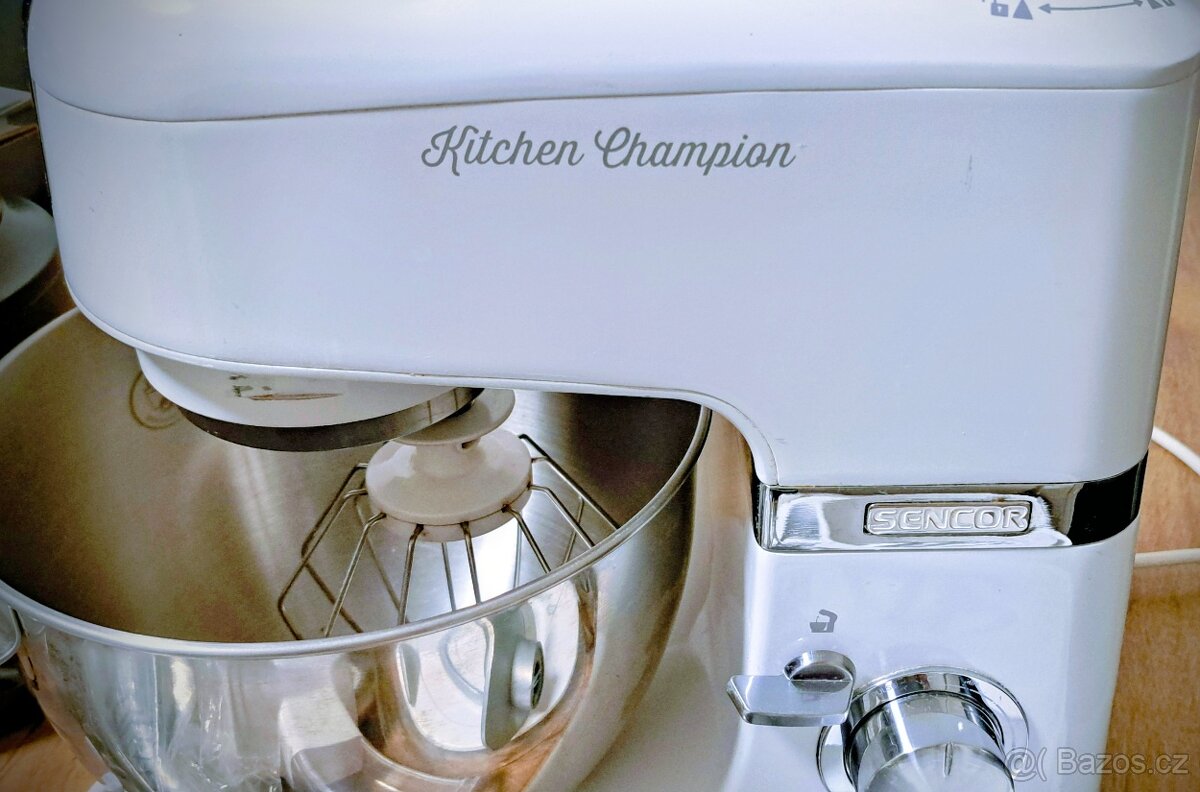 Robot Sencor + odšťavňovač - 3