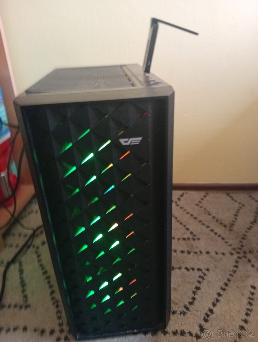 Herní pc Ryzen 5 - 5600 - 3