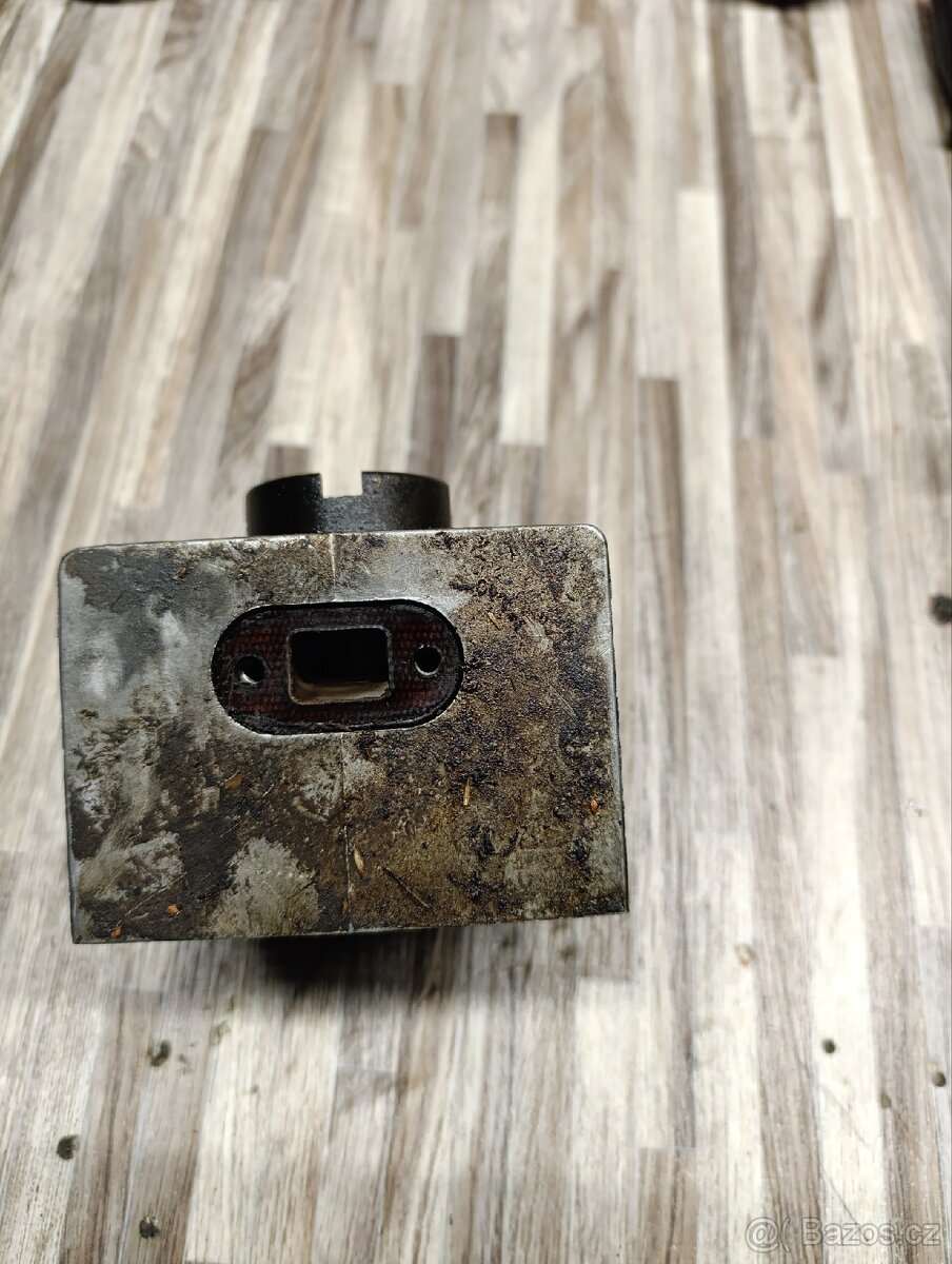 Funkční, přidřený válec Babetta 207 - 3