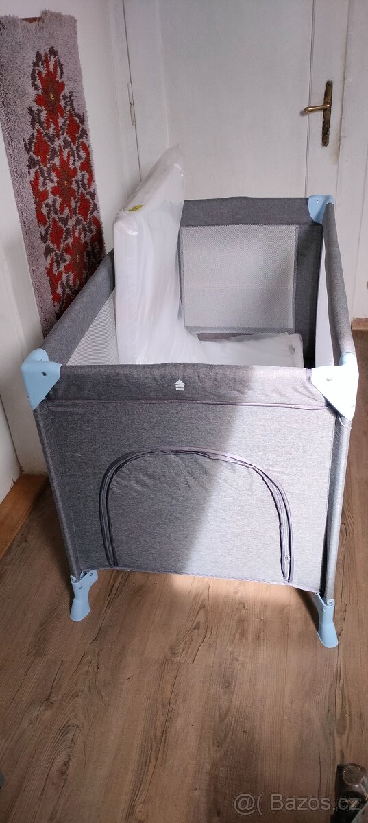 skládací postýlka - 3