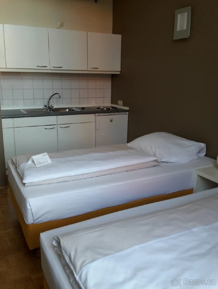 20x vybaveni apartmanu hotelovy nabytek - 3