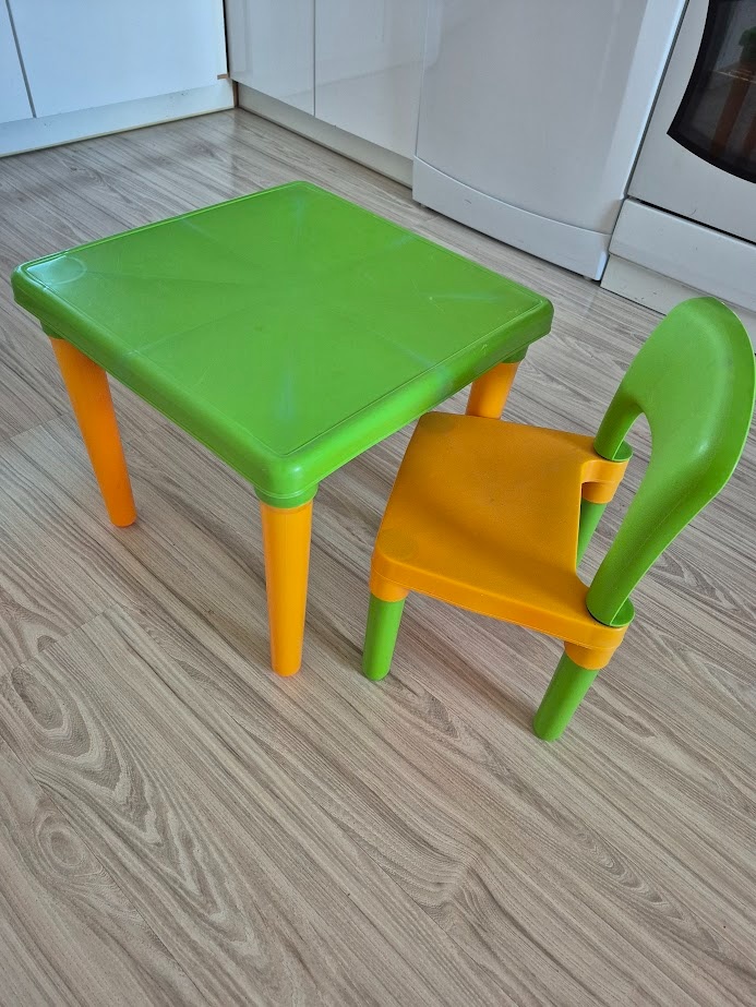 Dětský stoleček a židlička - 3