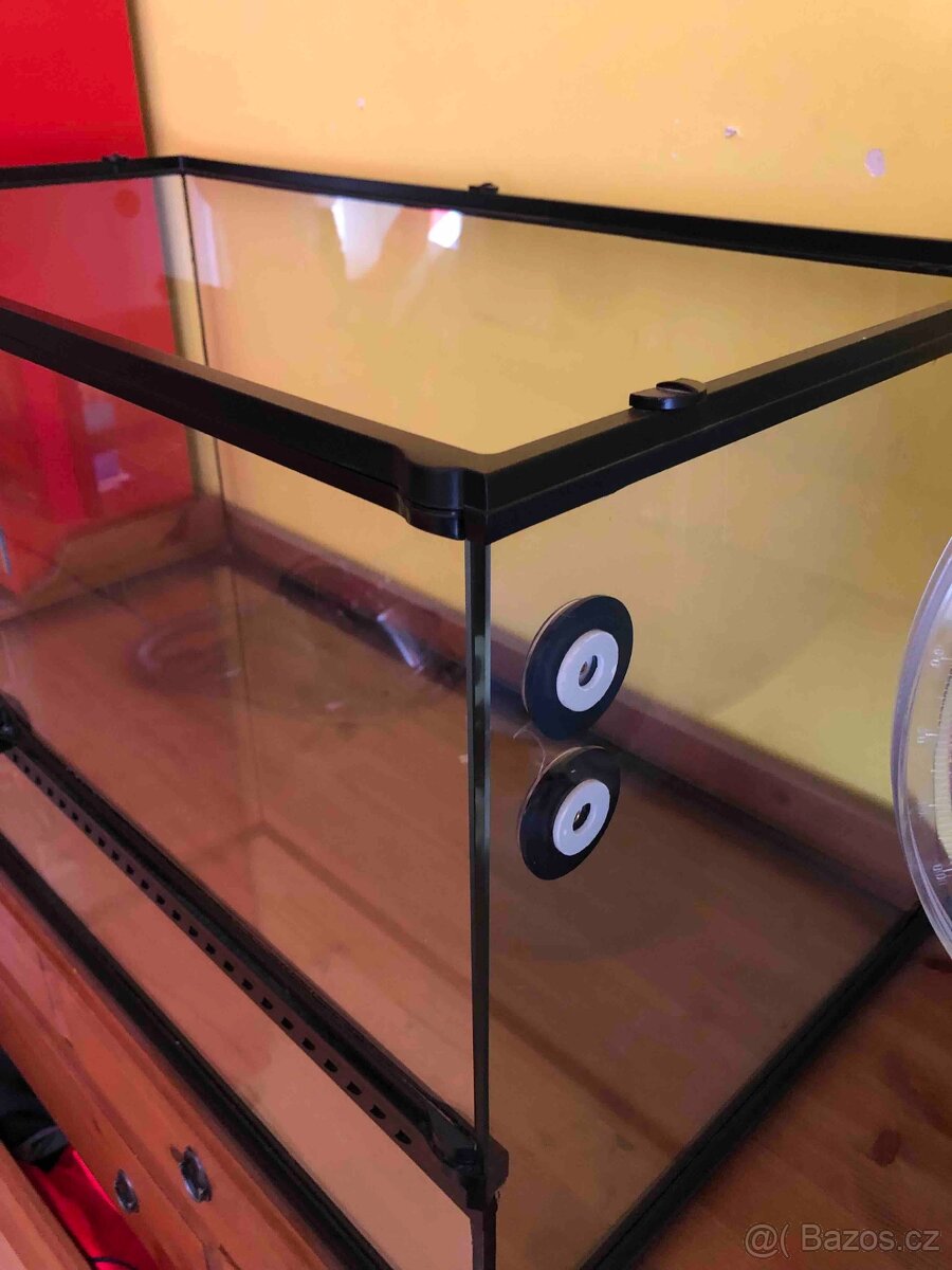 Terárium 90×45×45 s vybavením - 3