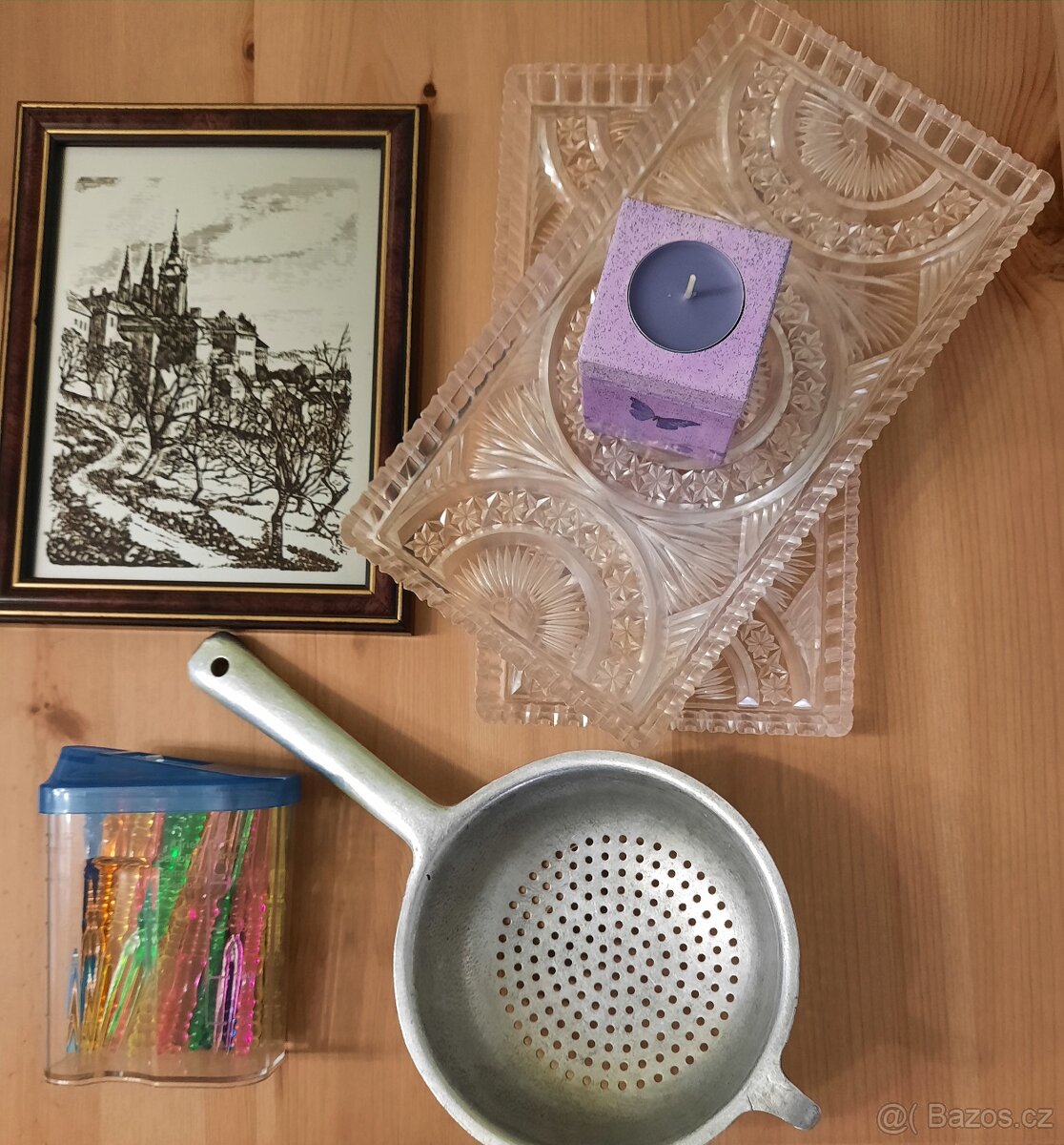 Tácy 2ks , napichovátka, obrázek , síto ..... - 3
