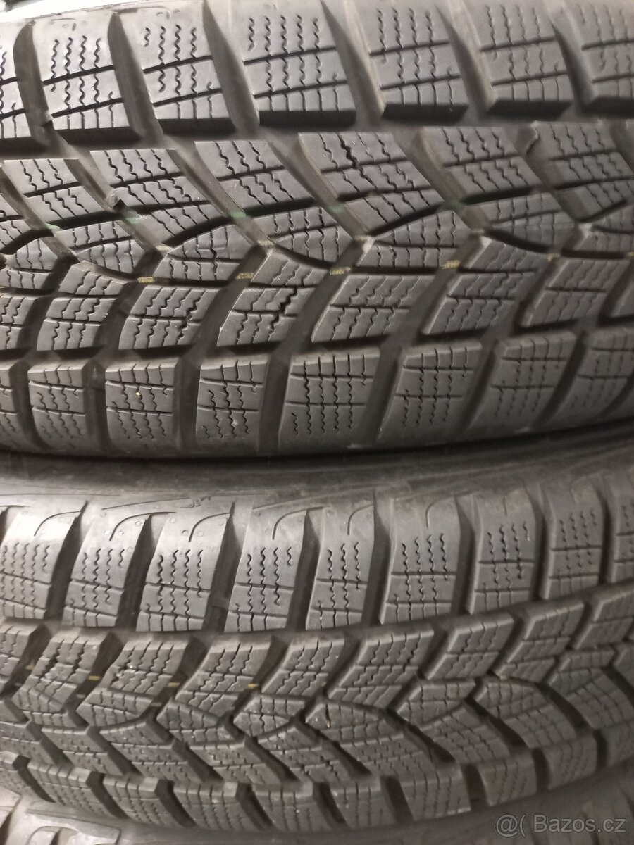 BMW i3 zimní sada Styling 427 pneu 155 70 19 DOT 2222 7,8mm - 3