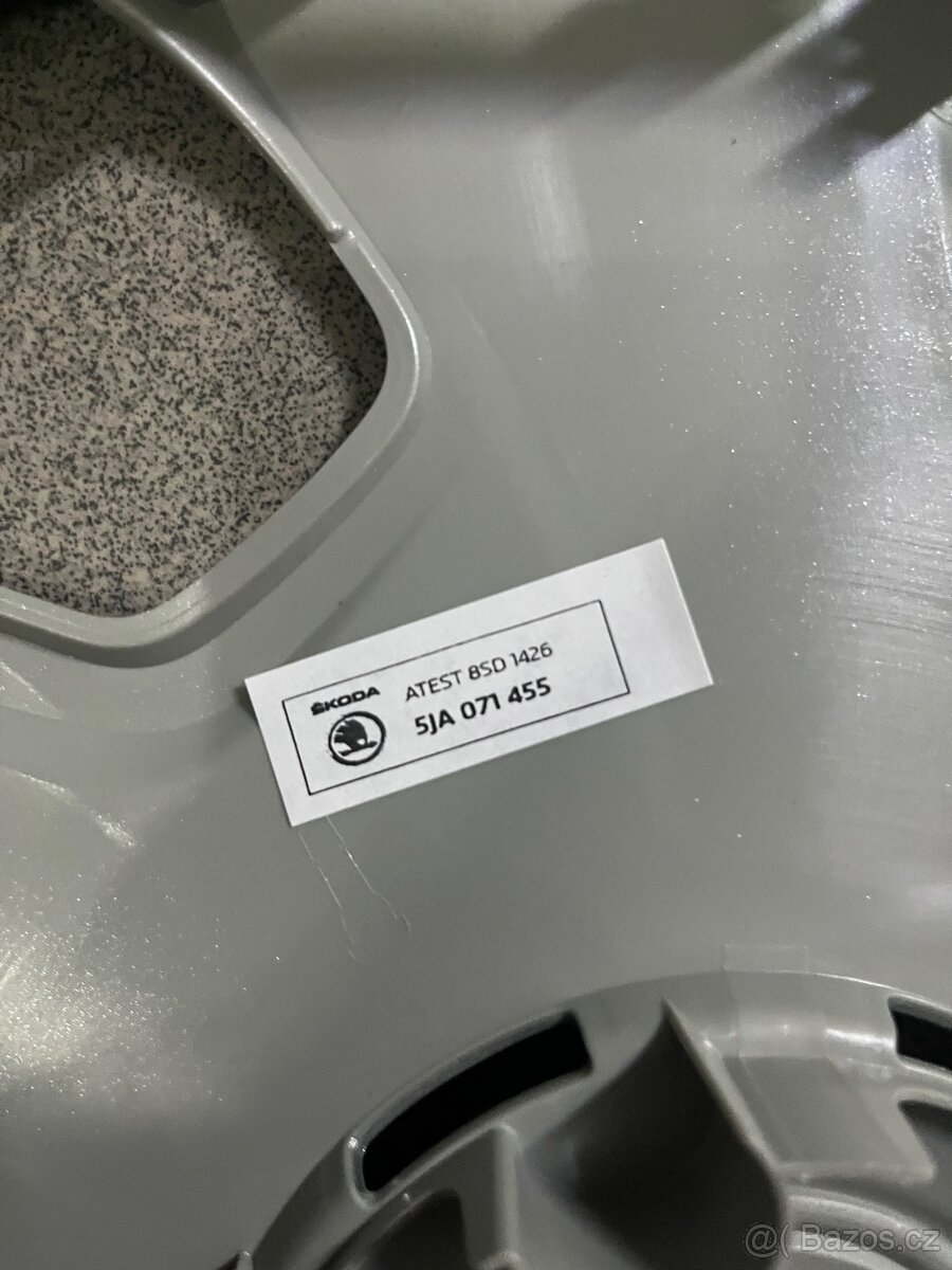 Poklice 15” škoda - 3