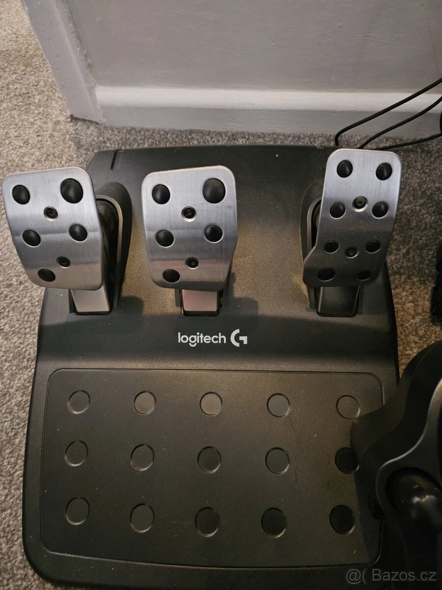 Logitech G920 volant, pedály a řadička Xbox/PC - 3