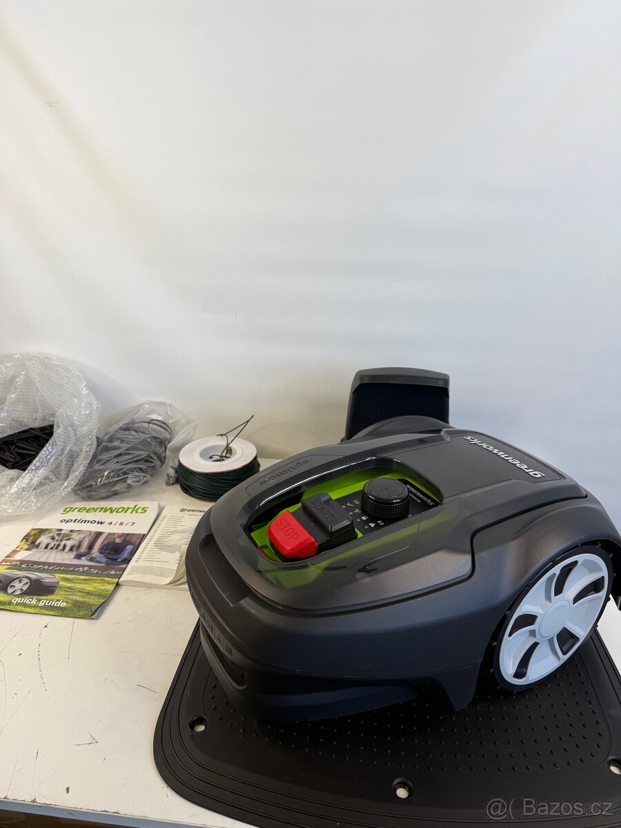 Robotická sekačka Greenworks Optimow 450 - 3