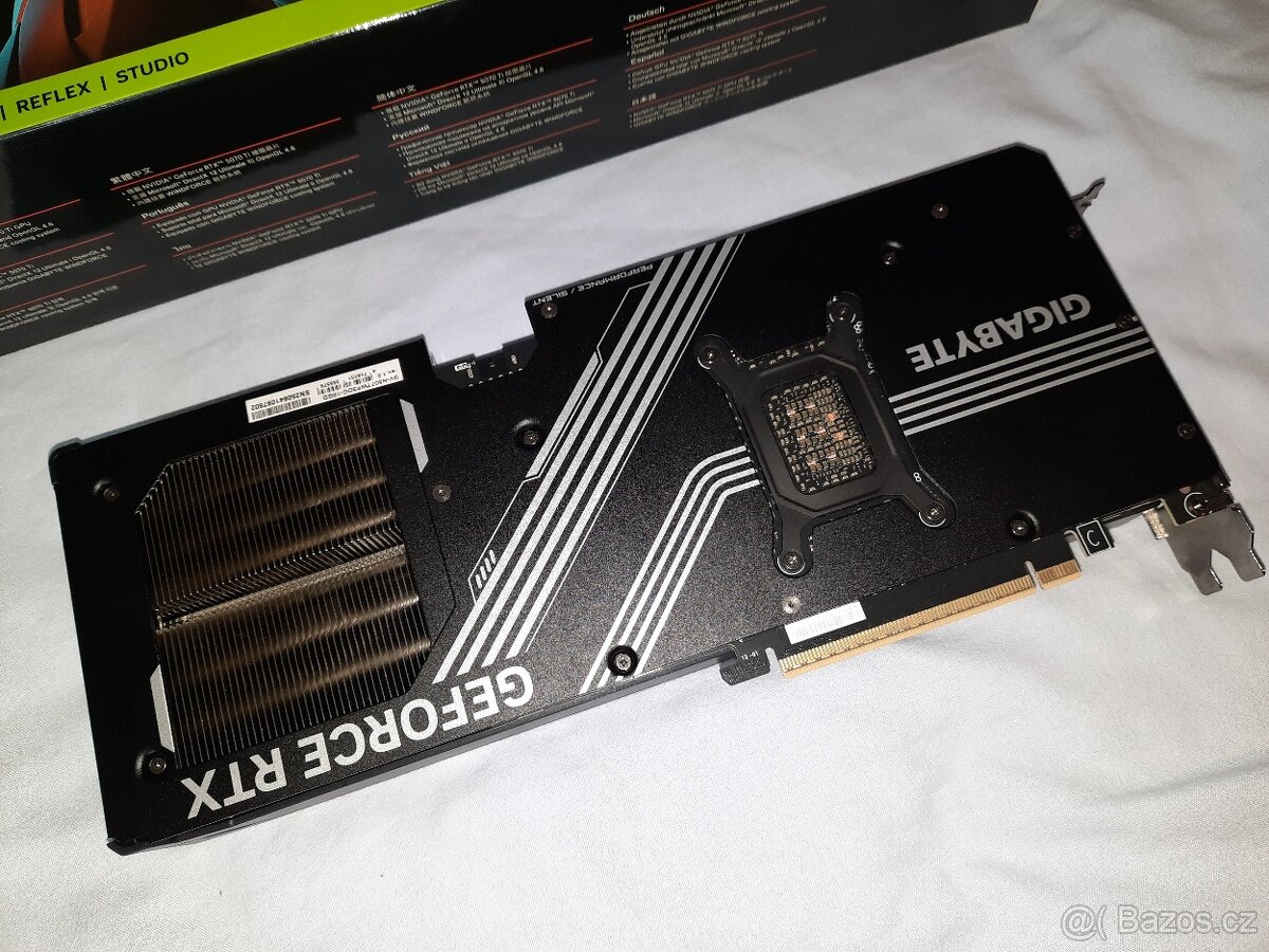 RTX 5070 Ti Gigabyte Windforce OC SFF - 3