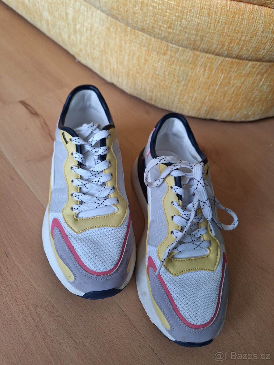 Tenisky Baťa Velikost 38 - 3