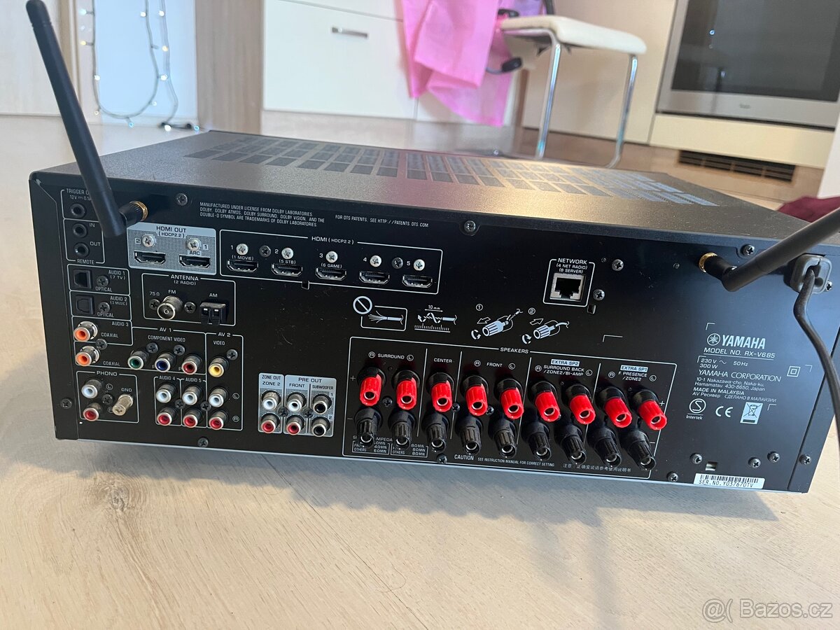 YAMAHA RX- V 685 - 3