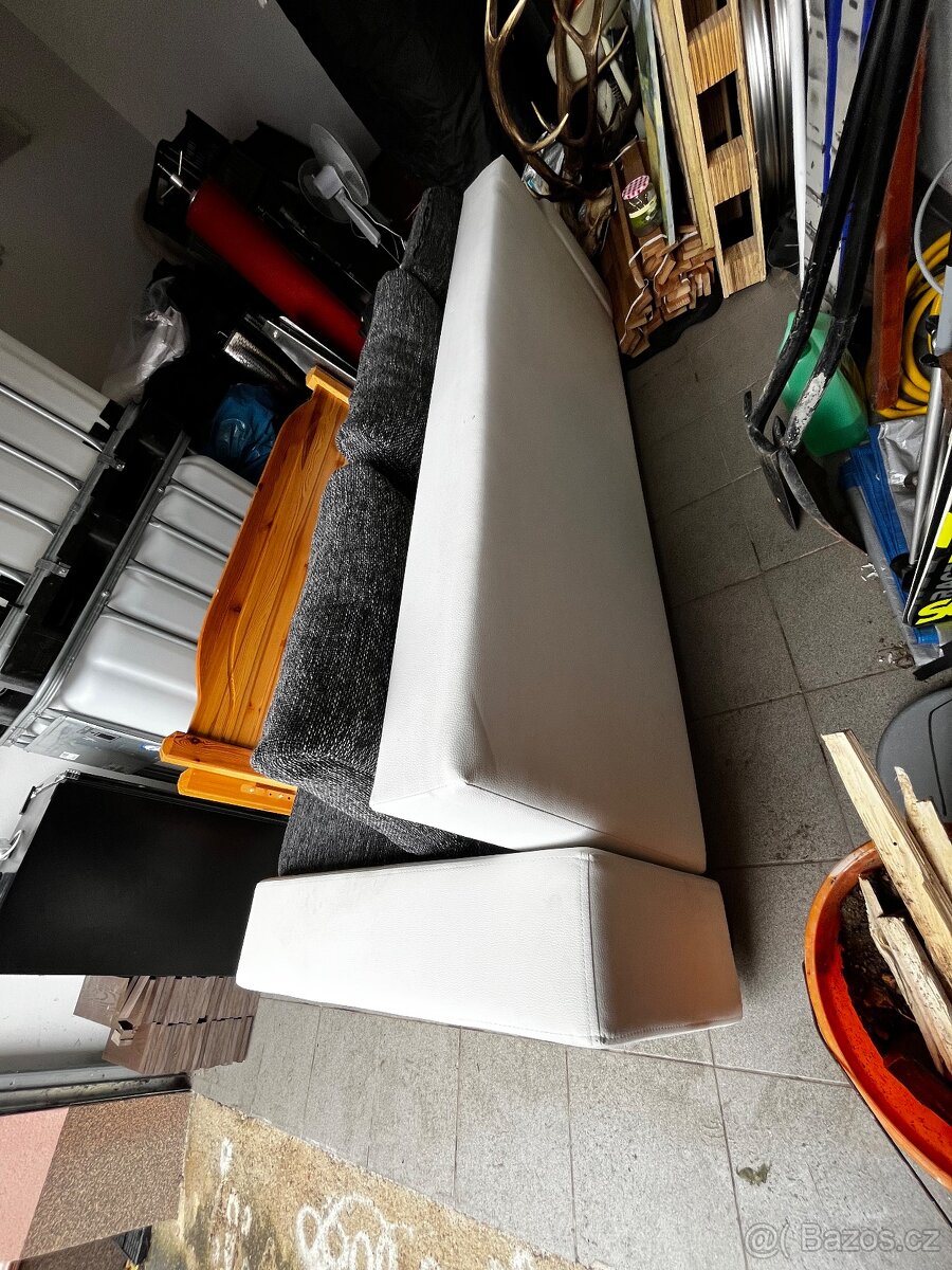 Rozkládací gauč - 3