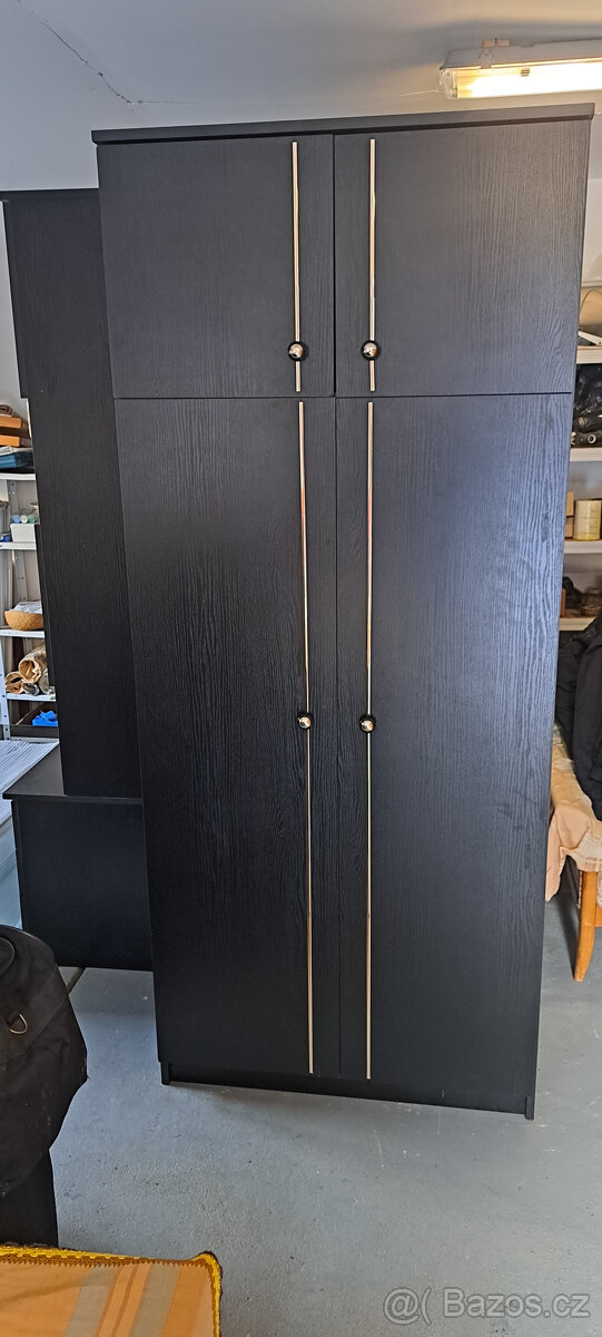 Černa obývací stěna - 3