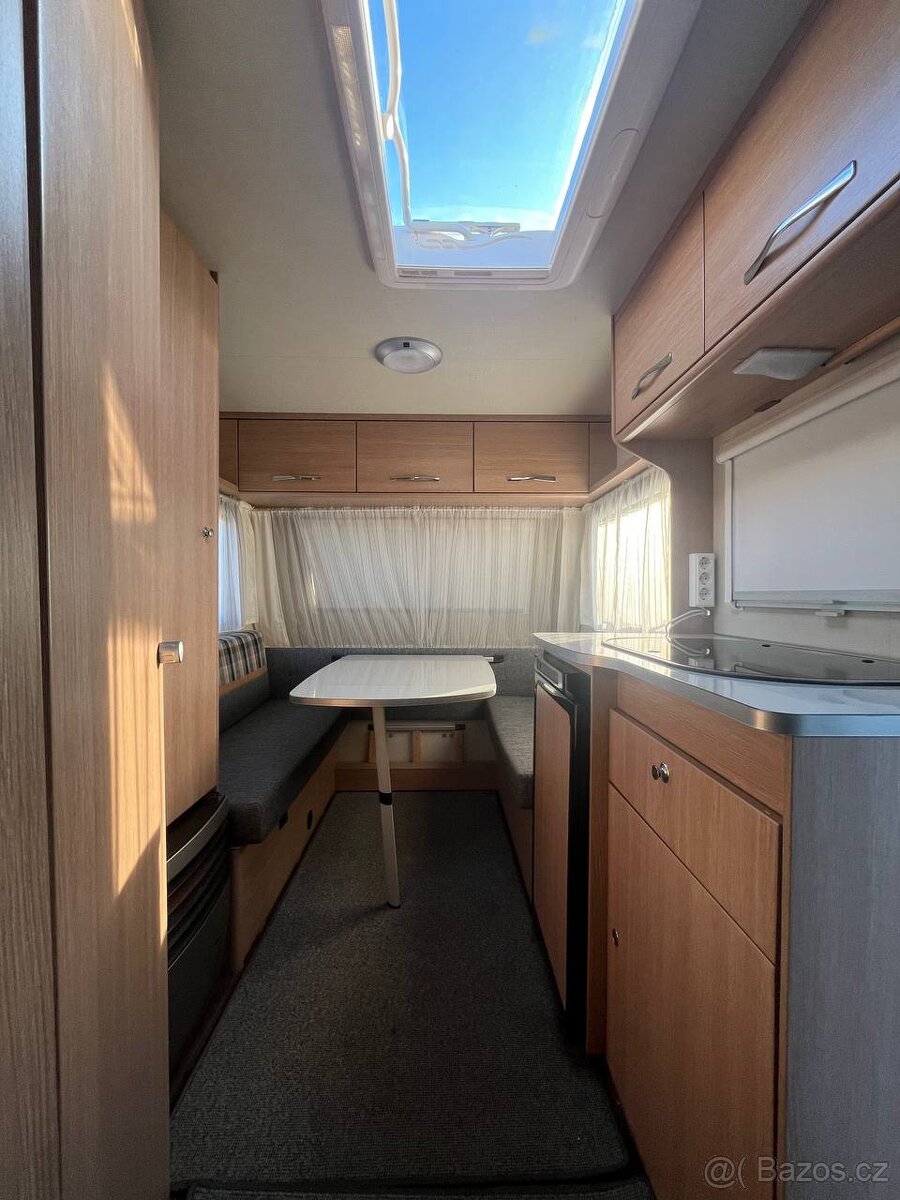 Karavan Sunlight Carado Capron 2015 - 3