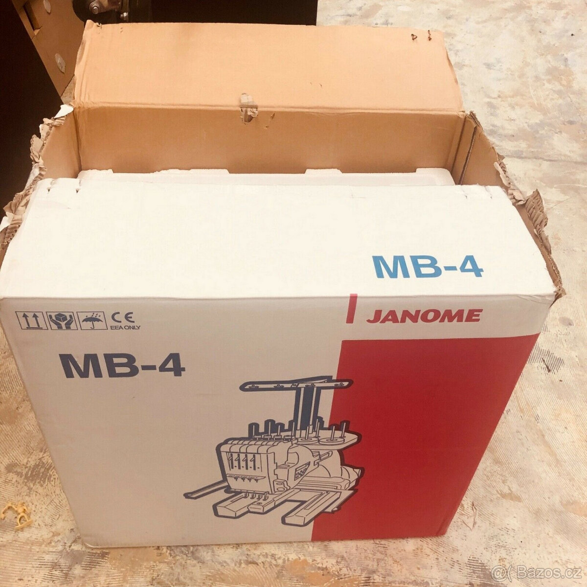 Vyšívací stroj Janome MB-4S Commercial 4 jehly v perfektním - 3