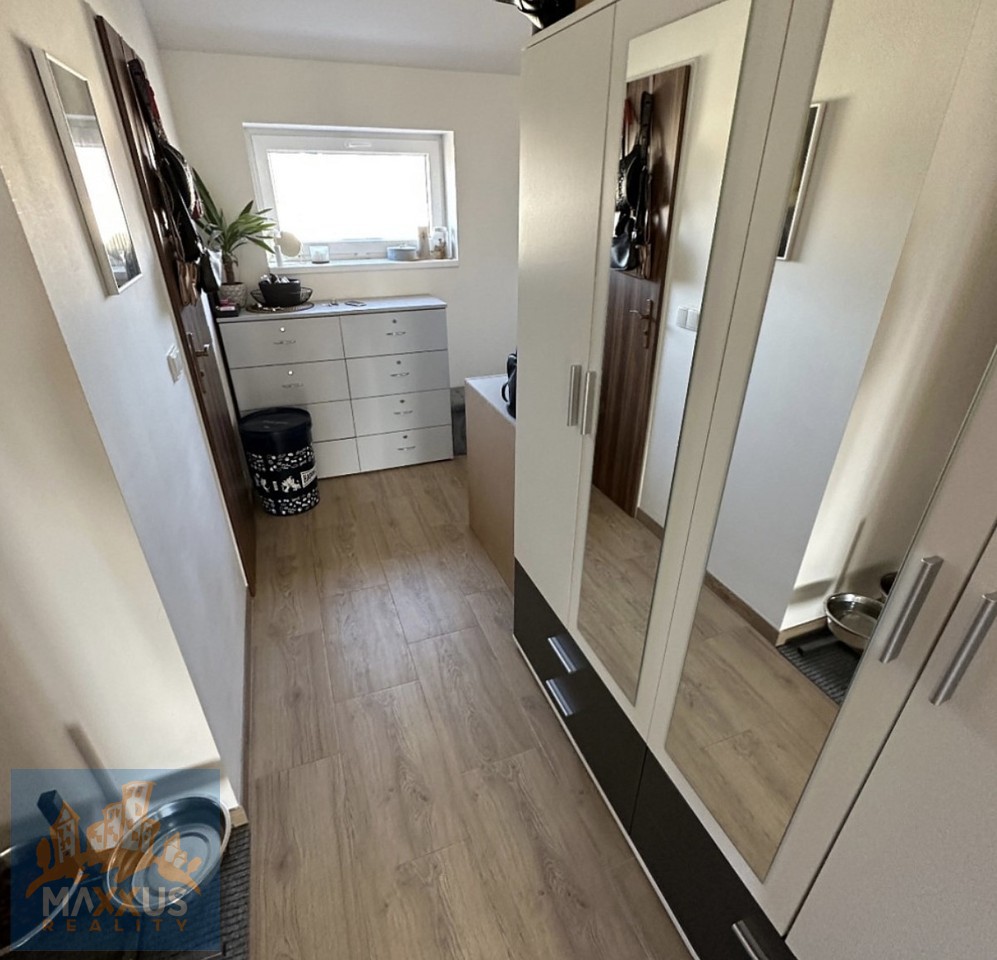 Pronájem pěkného bytu v novostavbě 1+kk (29 m2), Praha - Výc - 3