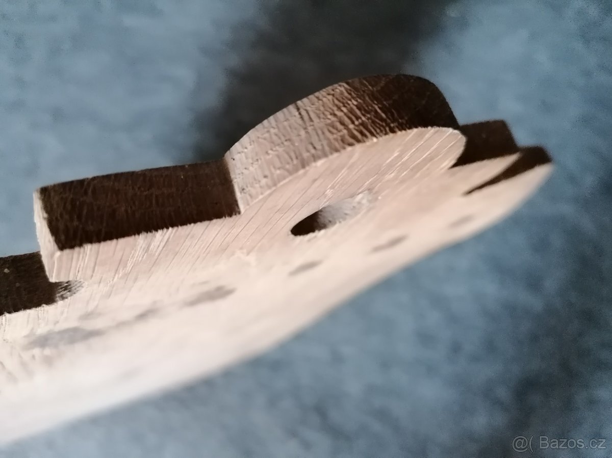 Dřevěná podložka na mysliveckou trofej - 3