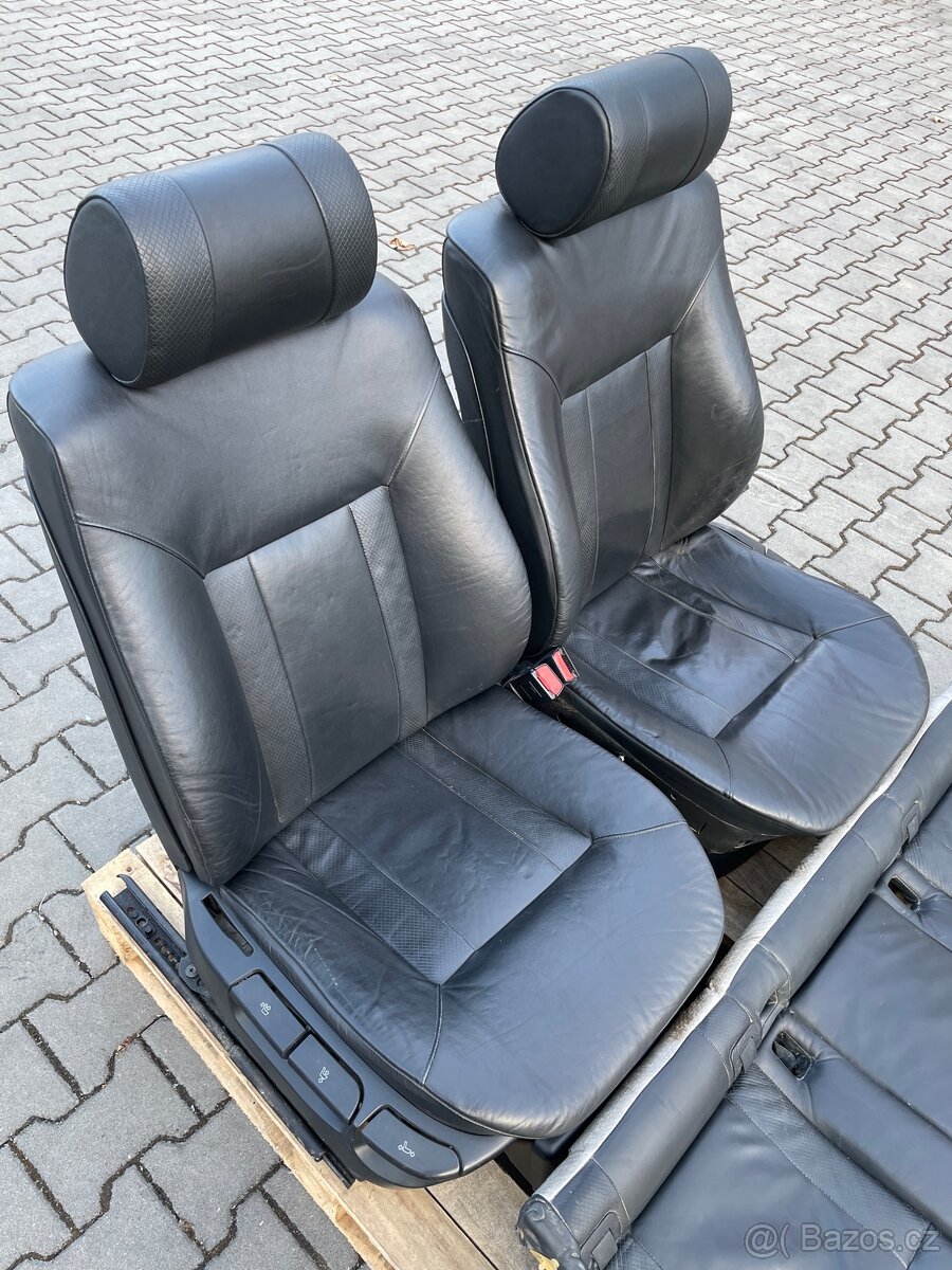 Interiér Nappa černá kůže BMW e39 touring - 3