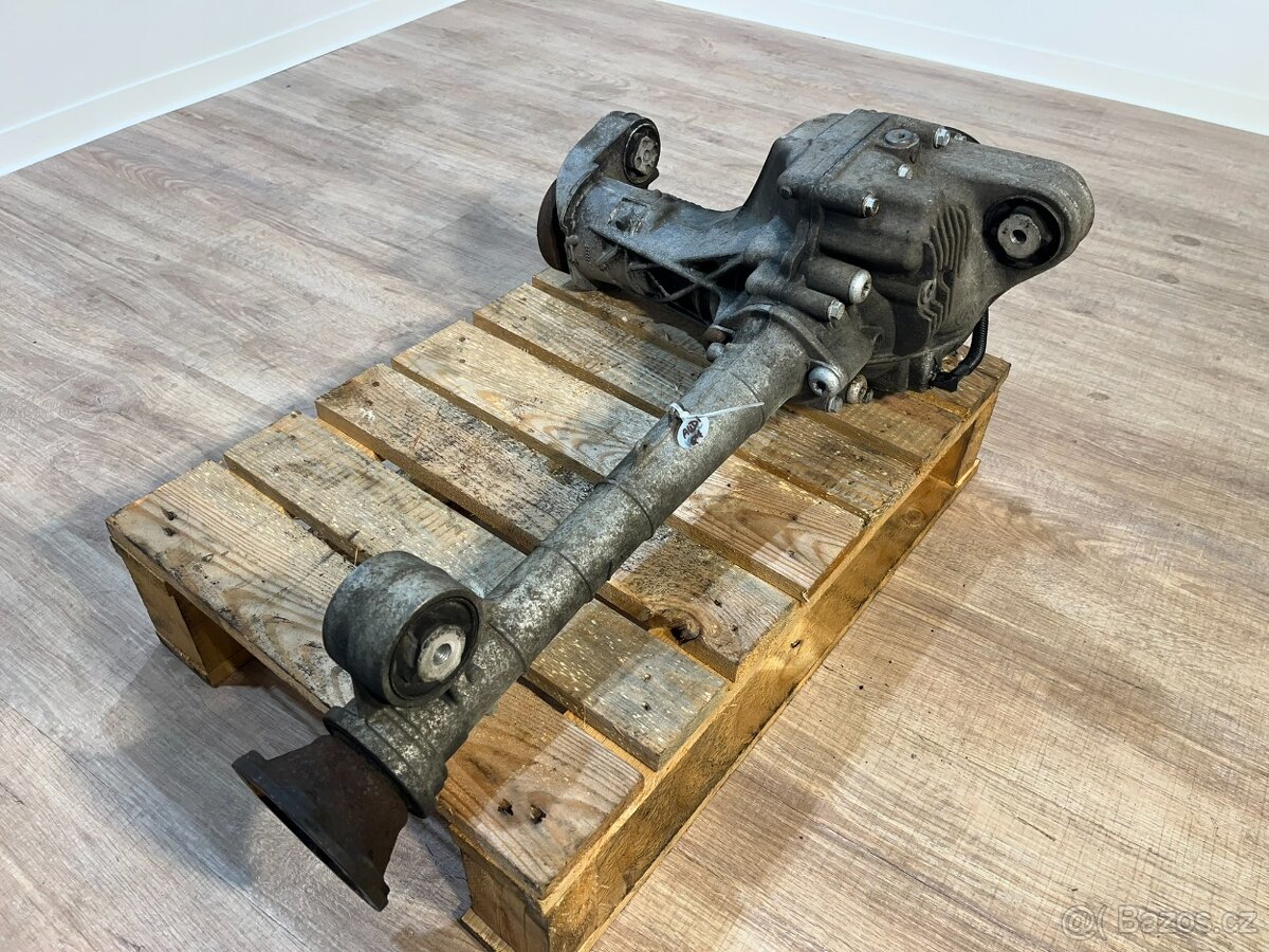 //Přední diferenciál AUDI Q7 3.0 TDI// - 3