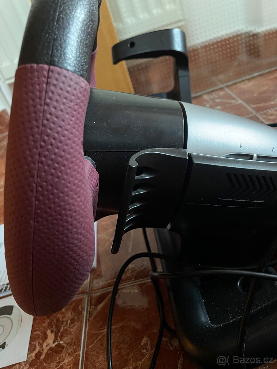 PRODÁVÁM VOLANT S PEDÁLY - 3