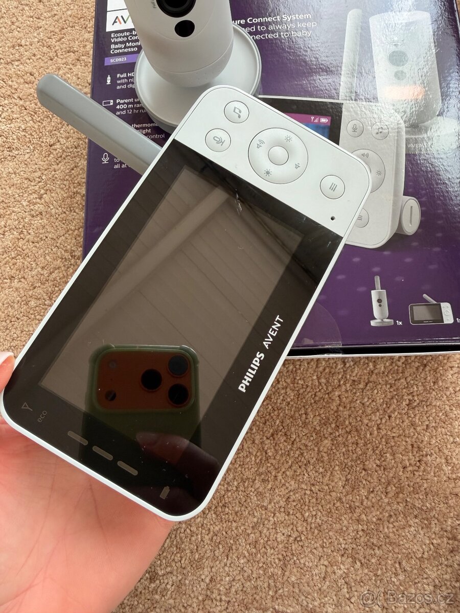 Chůvička Philips Avent SCD923 - 3