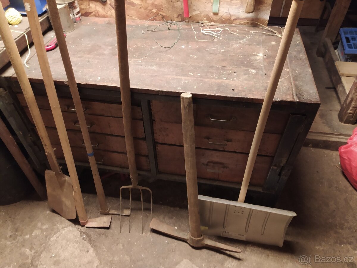 Zahradní nářadí 2 - 3