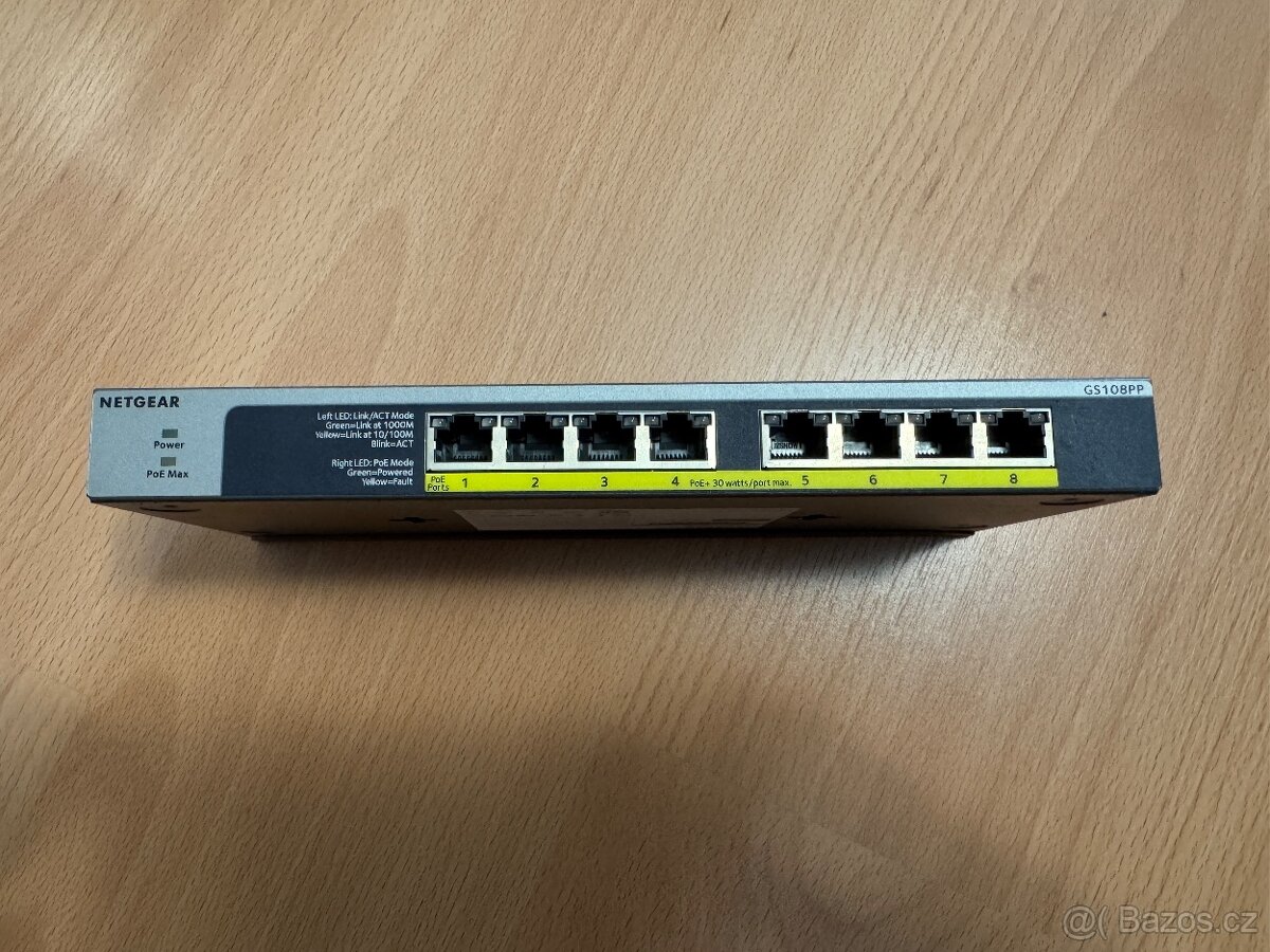 Switch Netgear 8PT - 3