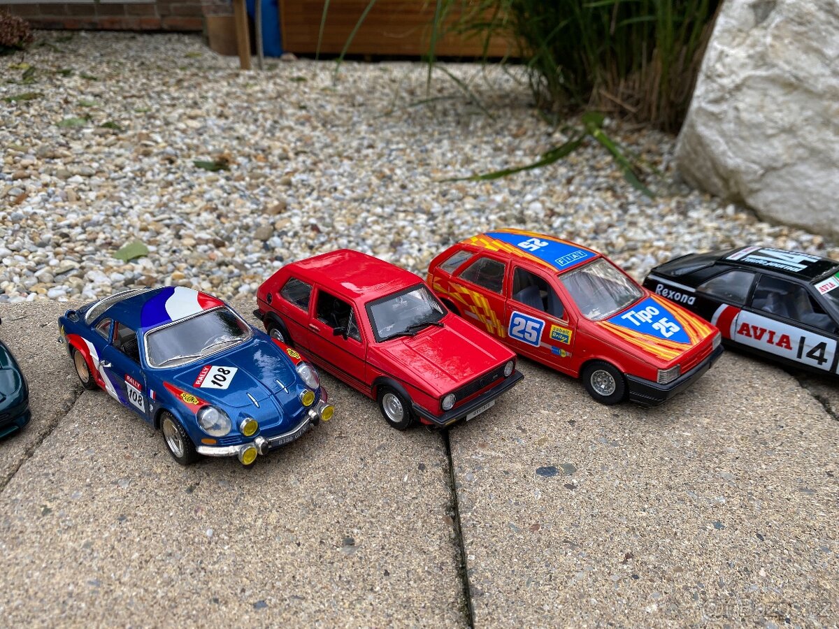 Bburago Welly Polistil Maisto 1:24 - 3