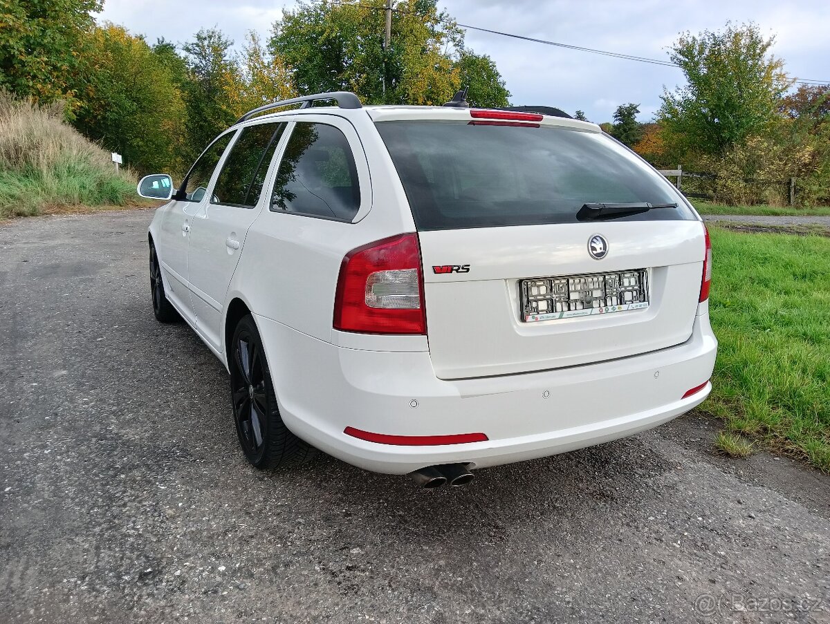 Škoda Octavia RS 2.0 TDI 125kw DSG Combi, Černá alcantara - 3