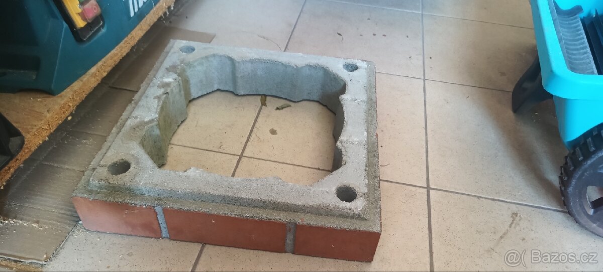 Nadstřešní věncovky Schiedel Final 34x34x7,5, červená. - 3