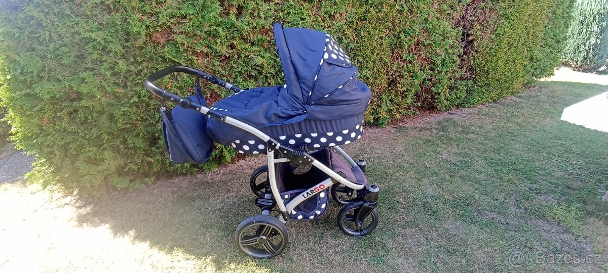 Kočárek Largo - 3