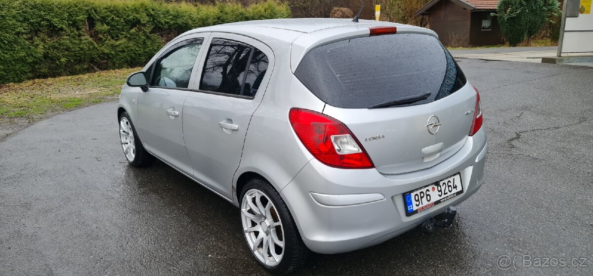 Opel Corsa 1.3 cdti 120 t km extra výbava - 3