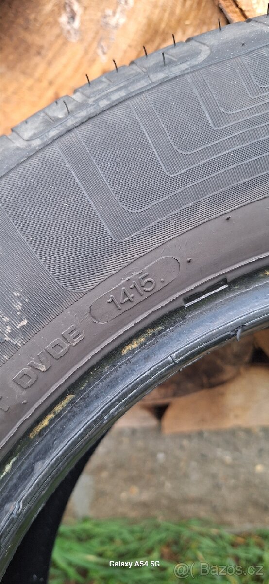 2x pneu Pirelli a 2x Vredestein. - 3