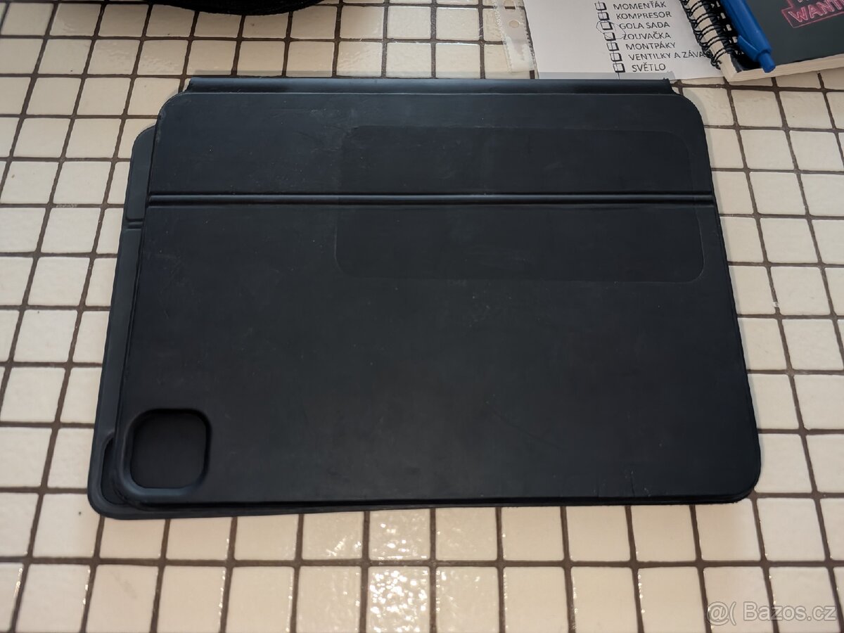 Prodam Apple iPad příslušenství - 3