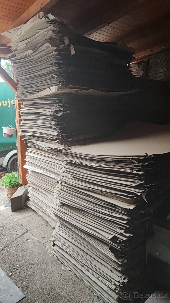 papírové Krabice klopové + proložky - 3