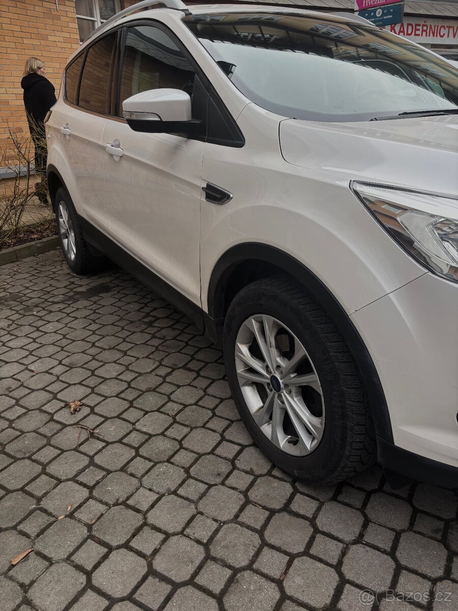 Ford Kuga 1.5 EcoBoost - 3