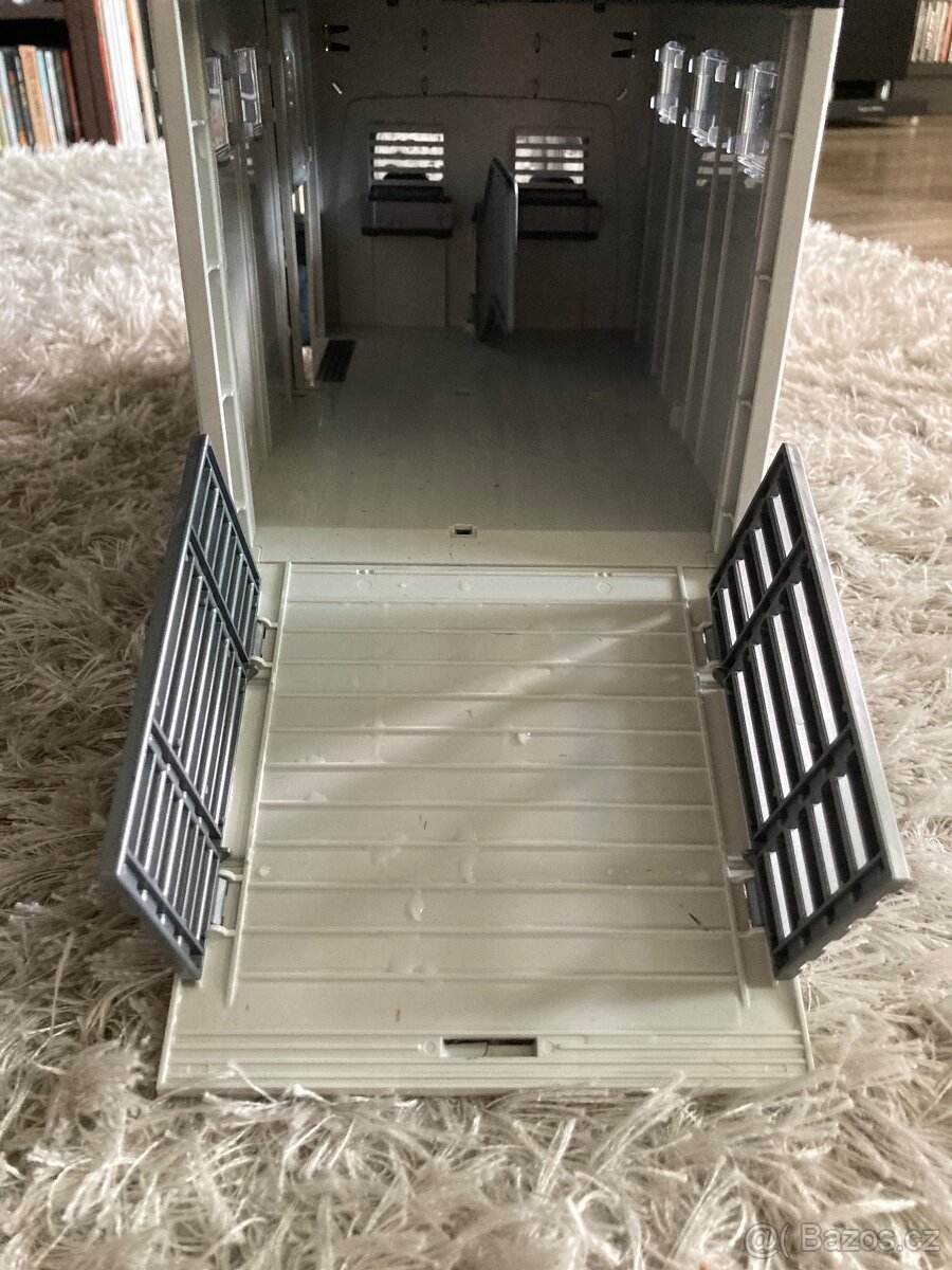 Přepravník na koně Bruder - 3