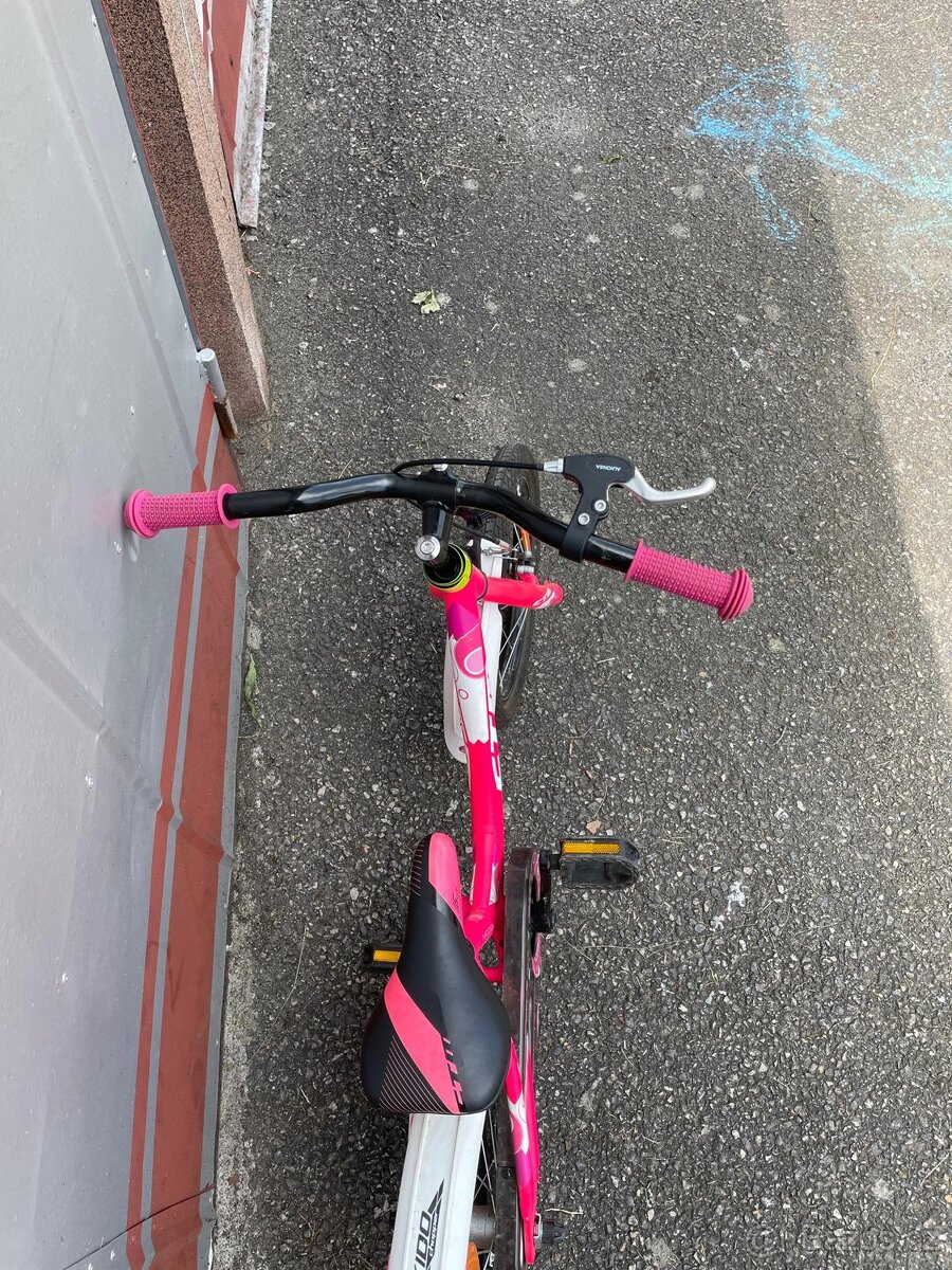 Dívčí kolo 3-5 let - 3