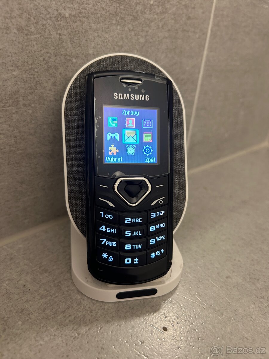 Samsung GT-E1170i úplně nový - 3