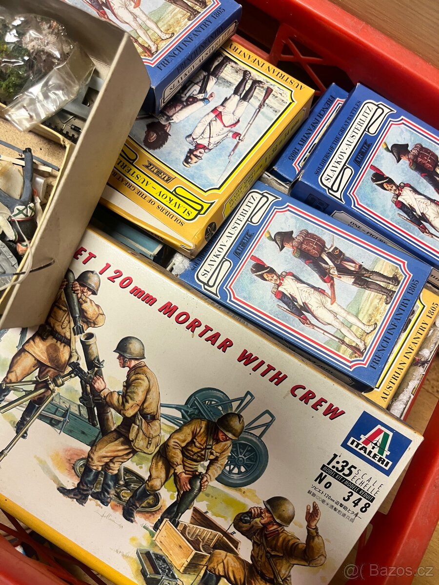 Modelářský mix – figurky, diorama, Kibri, Austerlitz, zeleň - 3