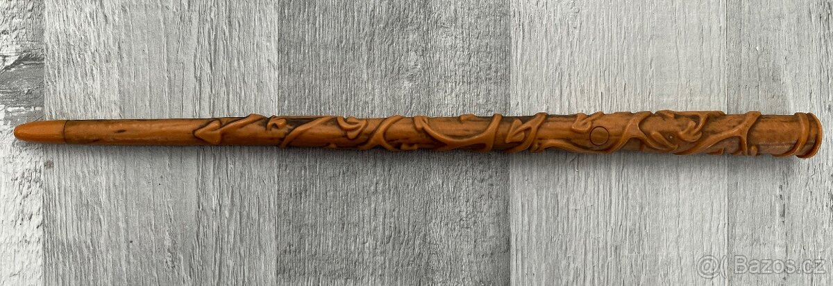 Kouzelnická hůlka Hermiony s projekcí. - 3