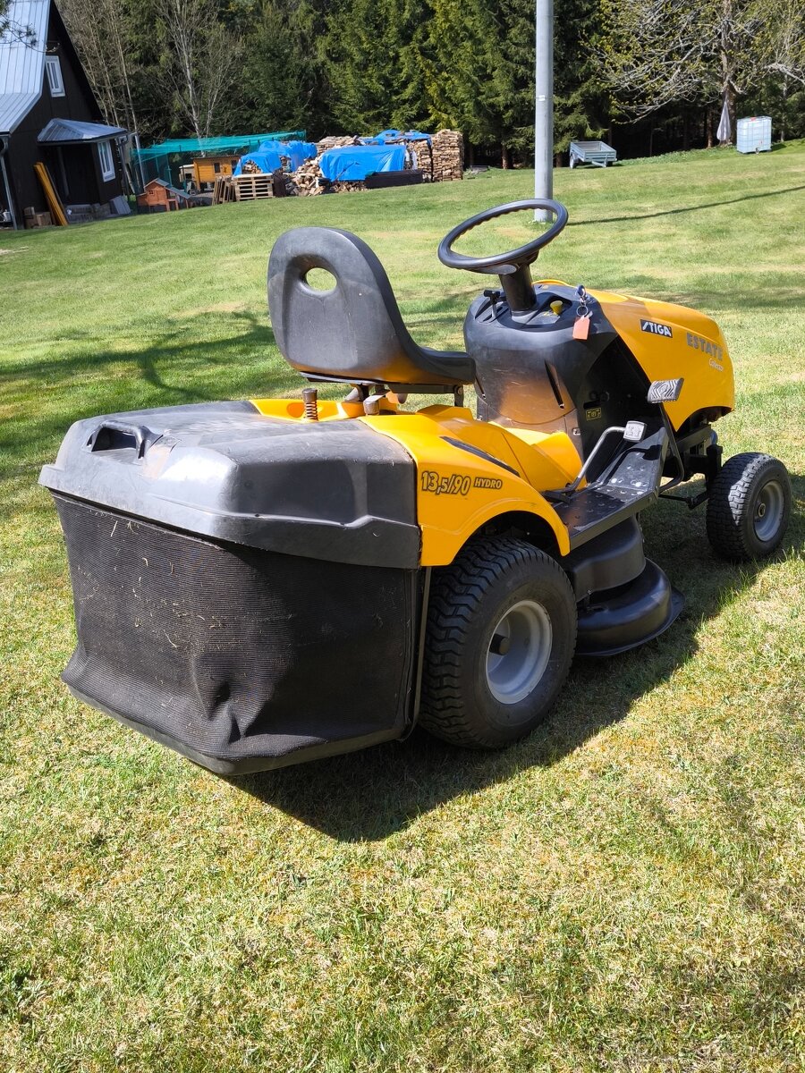 Prodám traktůrek Stiga - 3