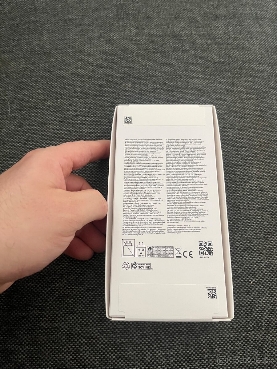 Samsung Galaxy A17 5G šedý - 3