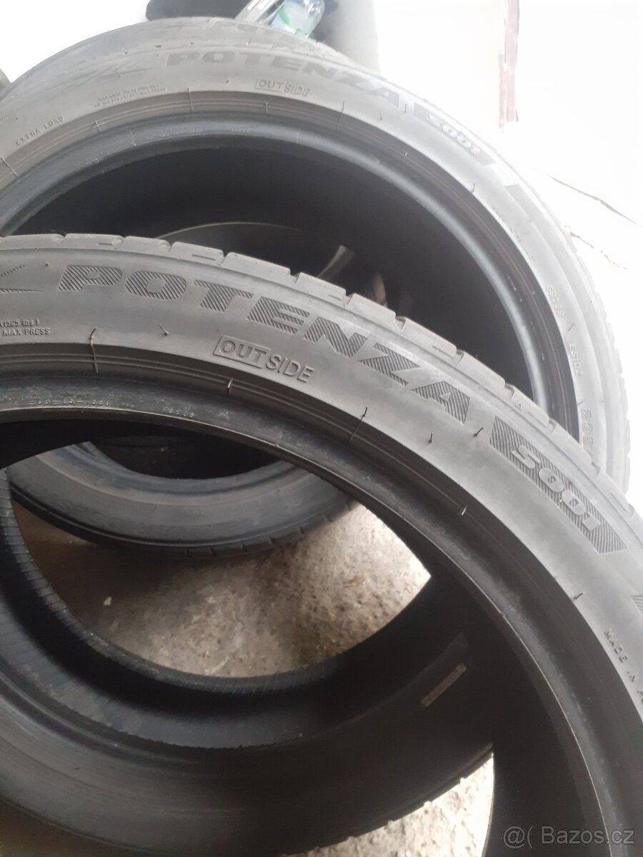 Prodám letní pneu 235/40 R19 - 3