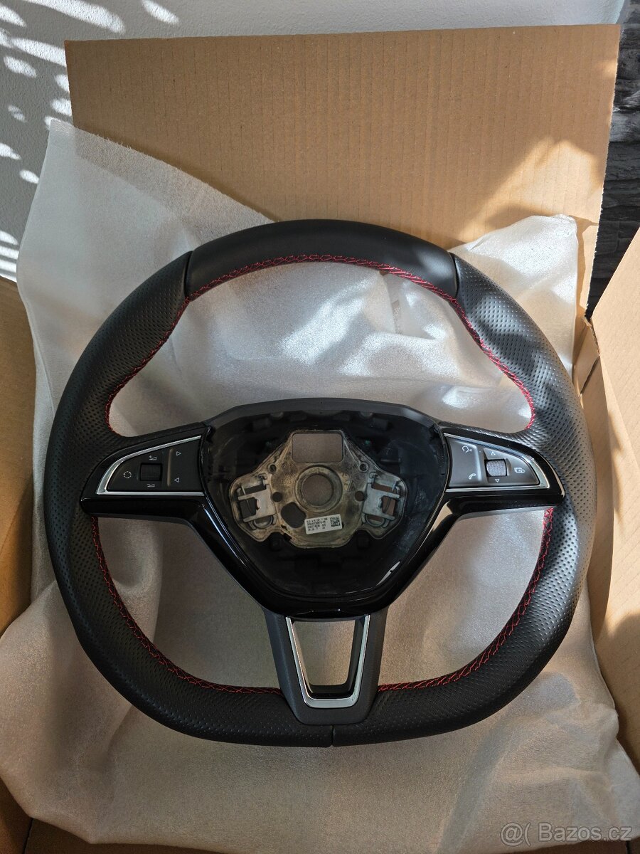Nový zkosený volant Škoda + PÁDLA DSG - 3