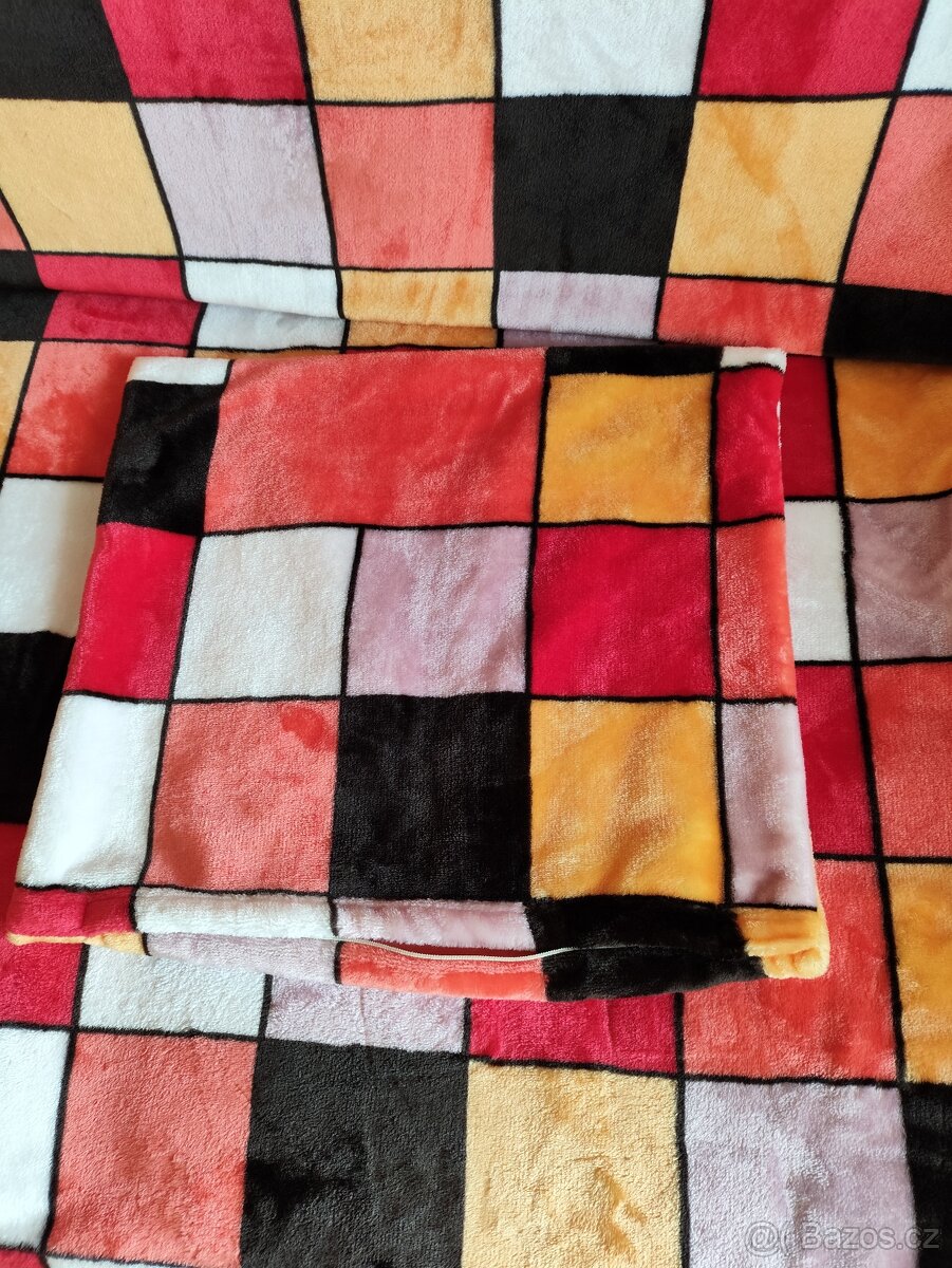 Přehoz na pohovku a křesla a polštářky - 3