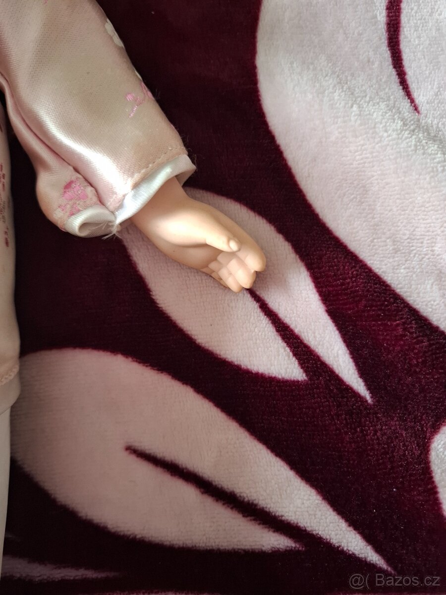 Porcelánová panenka - 3