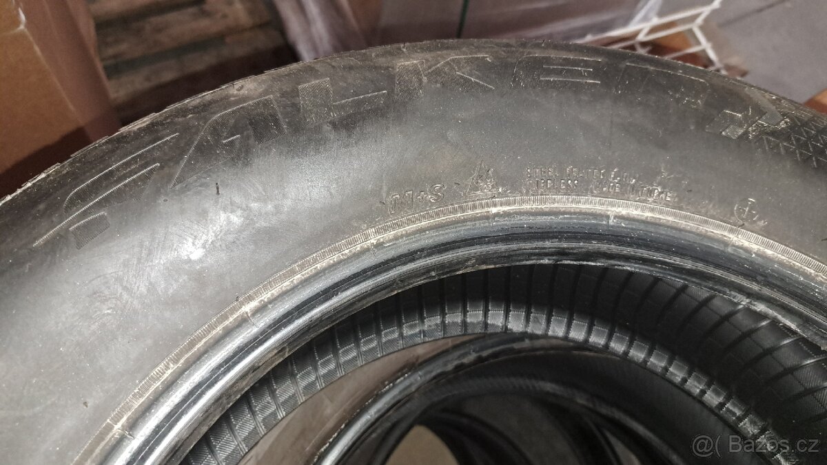 Pneu celoroční Falken R17 - 3
