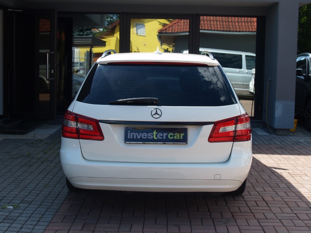 Mercedes E 200CDI, manuál - 3