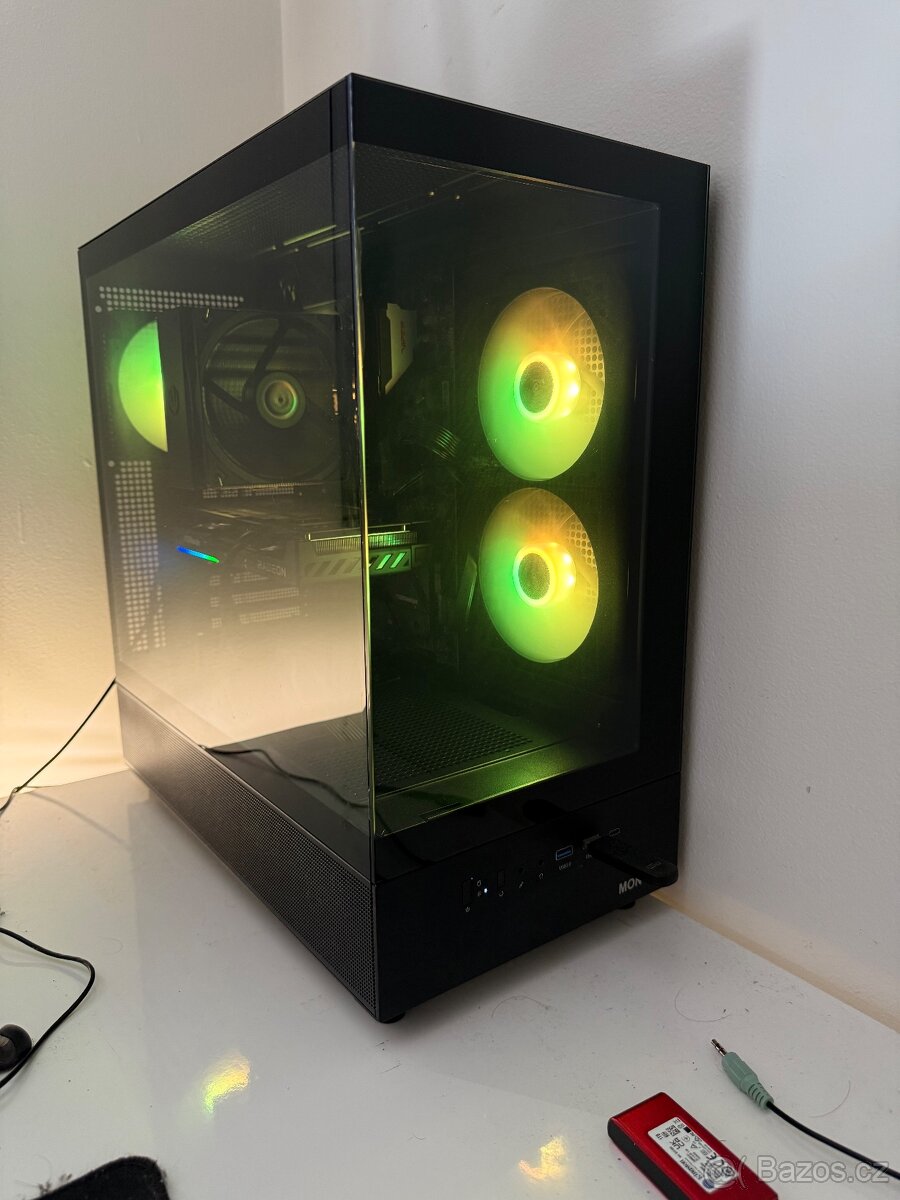 Herní PC AMD Ryzen 7 9800X3D - 3